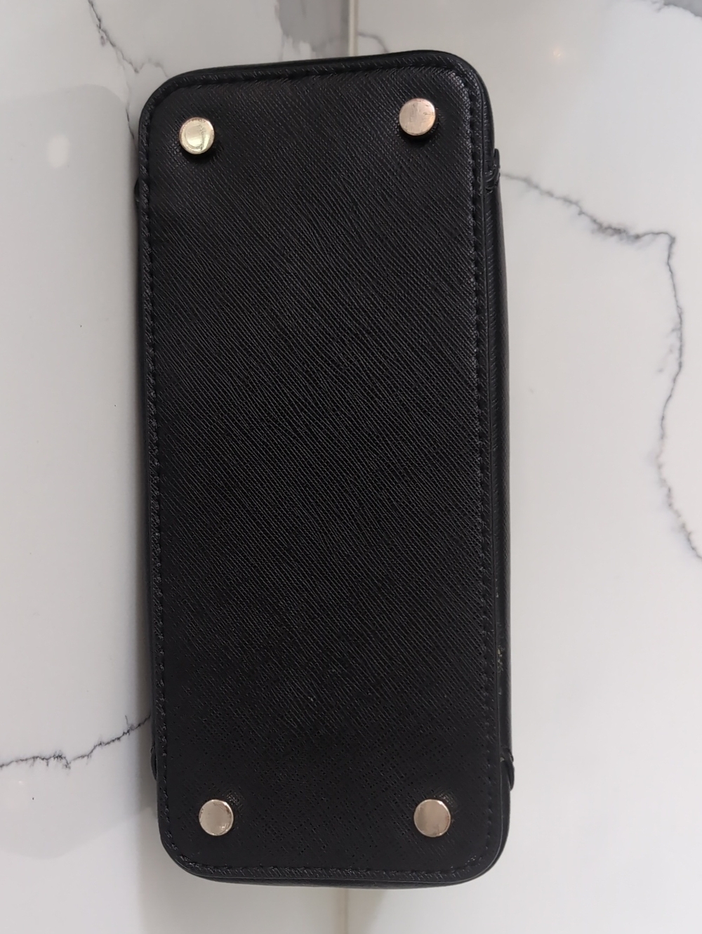 Kate Spade Small Black Crossbody Bag EUC! - Picture 9 of 11
